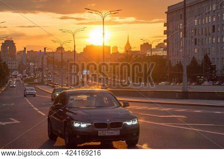 Russia, Moscow, July 14. 2019:  Krymsky Val In The Sunset Of A Summer Day.