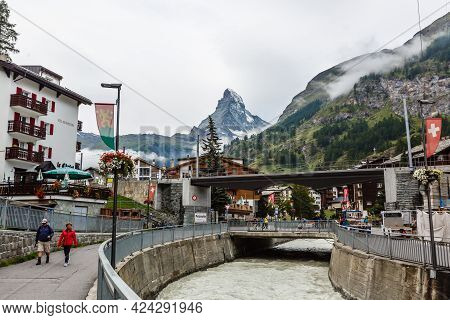 Zermat, Switzerland - August 12 2019: Shopping Street In Zermatt City.