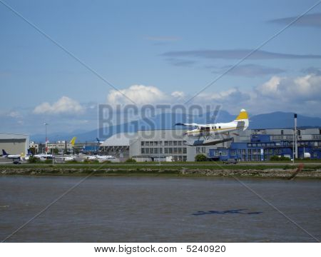 Vancouver Wasserflugzeug River Landung