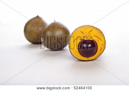 Lucuma Fruit