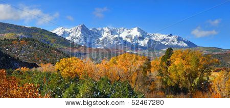 Panoramic view of Gunnison national forest in autumn