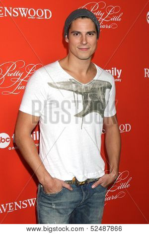 LOS ANGELES - OCT 15:  Sean Faris at the 