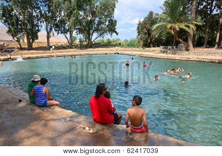Ein Moda Spring Pool