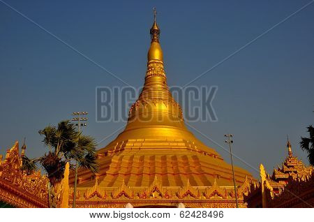 Pagoda in Mumbai