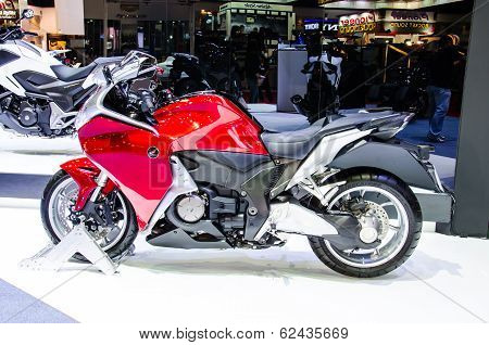 The 35Th Bangkok International Motor 2014