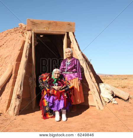Äldre indianska kvinnor