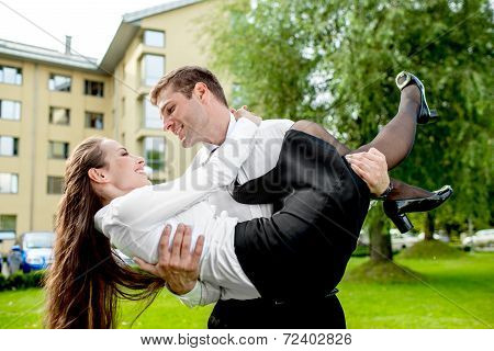 Young business couple outdoor