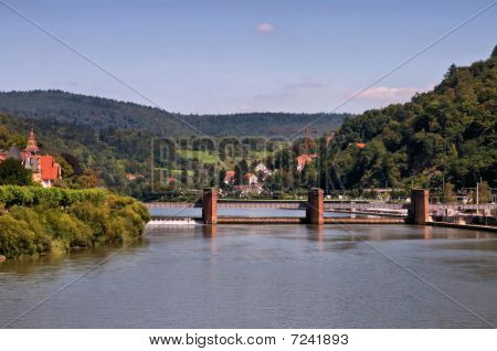 Heidelberg plavební komorou