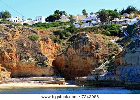 Meravigliosa spiaggia di scogliera a Carvoeiro