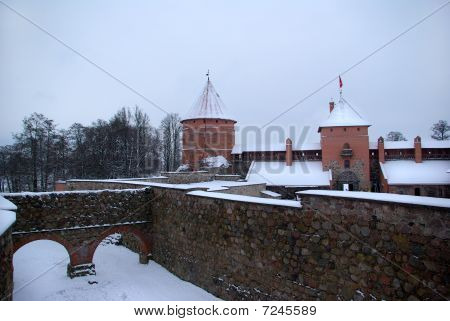 Hrad Trakai v zimě