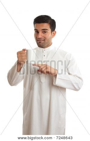 Arab muž etnické zobrazeno káva