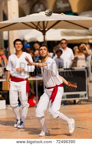 Game Of The Ball With The Bracelet - Treia Italy