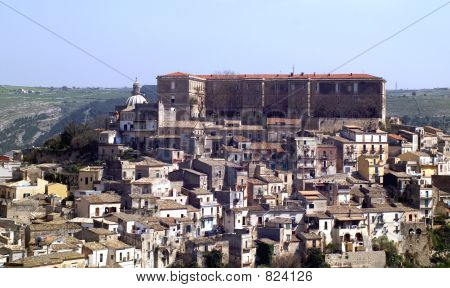 Ragusa überlegene 3