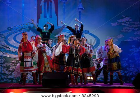 Nadezhda Babkina และทีมงาน