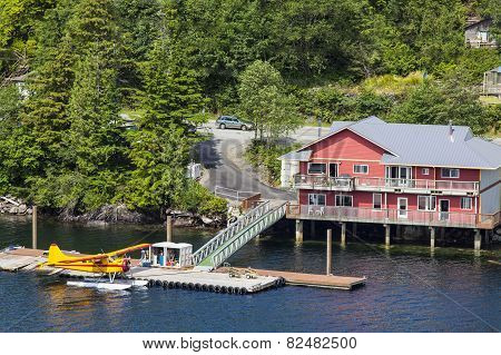 Tourist float plane waits to refuel at depot on Tongass Narrows
