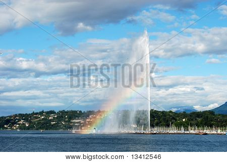 Blick auf Genf mit Regenbogen