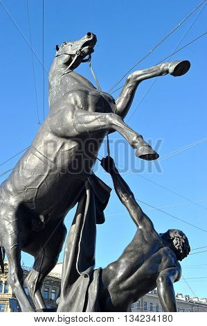bronze sculpture 