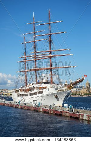 SAINT PETERSBURG, RUSSIA - JULY 25, 2015: Sailing ship 