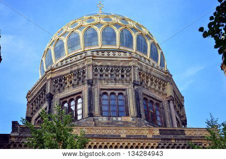 jewish synagoge in city of berlin with blue sky