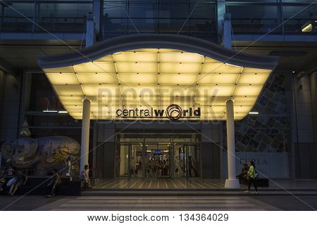 BANGKOK THAILAND - MAY 29 : unidentified people near entrance gate of Central World at Ratchaprasong area on may 29 2016 thailand. Ratchaprasong area is famous landmark of Bangkok