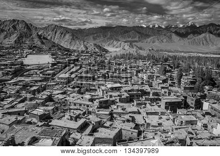 Overview of Leh in black an white in Ladakh
