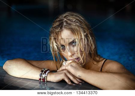 Sexy Blonde Girl In Swimming Pool.
