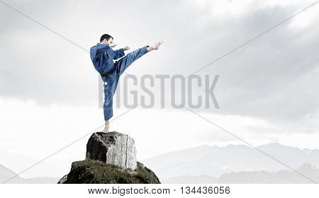 Krate man in action