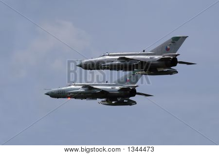  Formación de MIG-21 Fishbed