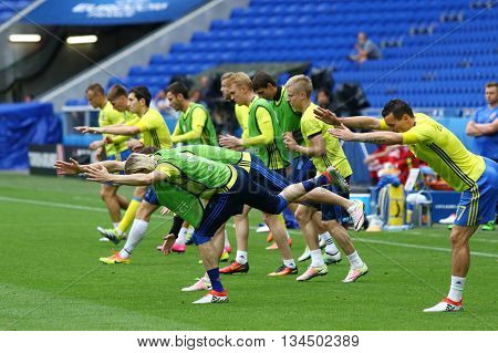 Uefa Euro 2016: Ukraine Pre-match Training In Lyon