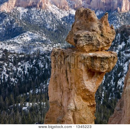 Cliff uvnitř Bryce Canyon