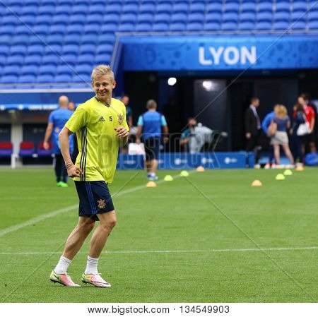 Uefa Euro 2016: Ukraine Pre-match Training In Lyon
