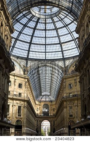 Vittorio Emanuele Galerisi Milan