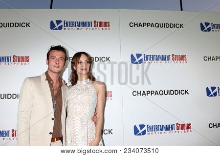 LOS ANGELES - MAR 28:  Michael Richardson, Ruby Modine at the 