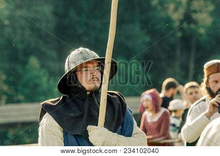 Ritter Weg, Russia, Morozovo, April 2017: Festival Of The European Middle Ages. Knight Be Lost In Th