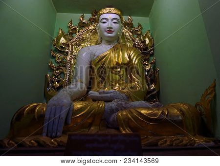 Shwedagon Pagoda The Iconic Landmark