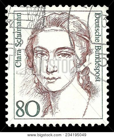Germany - Circa 1986: Stamp Printed By Germany, Edition On Women In German History, Shows Pianist Cl