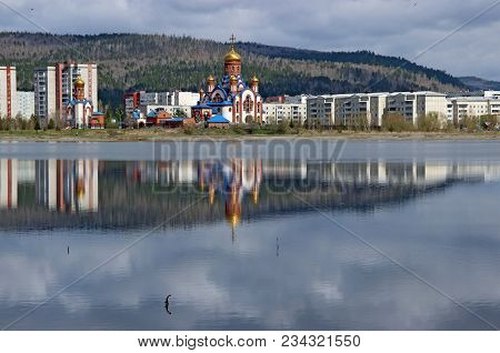 Church In Holy Week Waiting For Parishioners