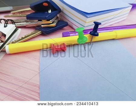 Pushpin Notepad Keys Office Stationery, Writing, Laptop, Pink Wooden, Colored Paper, Keys