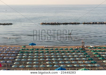 Termoli (campobasso, Molise อิตาลี) - หาดที่เย็น