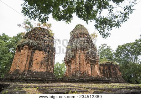 Thailand Buriram Khmer Ruins Prang Ku Suan Taeng