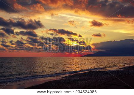 Nature In Twilight Period Which Including Of Sunrise Over The Sea And The Nice Beach. Summer Beach W