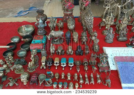 Sculptures And Figurines Of Buddhist And Tibetan Gods