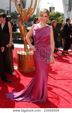 LOS ANGELES - SEPT 10:  Cara Buono arriving at the Creative Primetime Emmy Awards Arrivals at Nokia Theater on September 10, 2011 in Los Angeles, CA