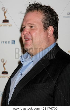 LOS ANGELES - Syyskuu 16: Eric Stonestreet kuudeskymmeneskolmas Primetime Emmy Awards esiintyjät ehdokas vastaanotosta S