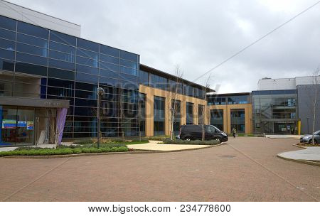 Bracknell, England - April 04, 2018: The Aspect Site In Bracknell England, Comprising Three Office U