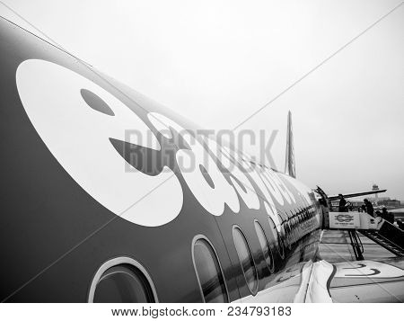 Hamburg, Germany - Mar 22, 2018: Logo Of Easyjet Airplane Early In The Morning In Flughafen Hamburg 