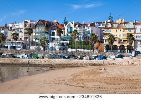 Cascais, Portugal - September 24 . 2017 . View Of A Beach In The Touristic Village