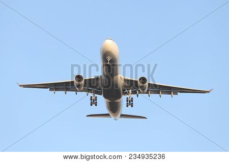 Istanbul, Turkey - January 07, 2018: Turkish Airlines Airbus A330-343x (cn 1150) Landing To Istanbul