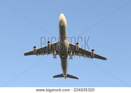 Istanbul, Turkey - January 07, 2018: Turkish Airlines Airbus A340-313x (cn 331) Landing To Istanbul 