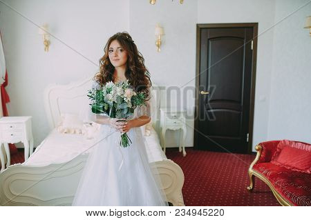 Waiting For The Bride Groom, First Meeting